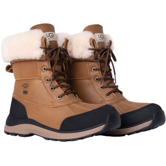 UGG Adirondack III Boot - Picture 2 of 4